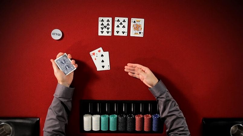 Những điều cần cân nhắc khi Bluff trong Poker là gì